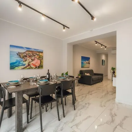 Apartament New - Only Unit 4 Modern 2-bedroom With Common Heated Jacuzzi By Sf Homes *