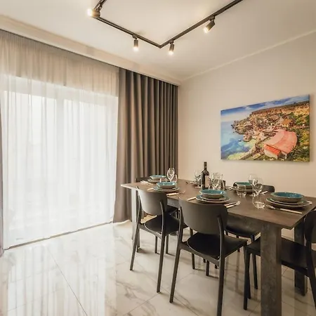New - Only Unit 4 Modern 2-bedroom With Common Heated Jacuzzi By Sf Homes Apartmán Saint Julian's