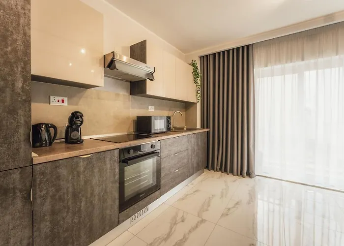 New - Only Unit 4 Modern 2-bedroom With Common Heated Jacuzzi By Sf Homes * St. Julian's