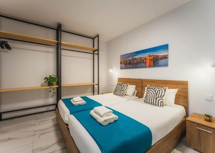 Apartament New - Only Unit 4 Modern 2-bedroom With Common Heated Jacuzzi By Sf Homes *