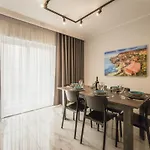 New - Only Unit 4 Modern 2-bedroom With Common Heated Jacuzzi By Sf Homes 아파트 Saint Julian's