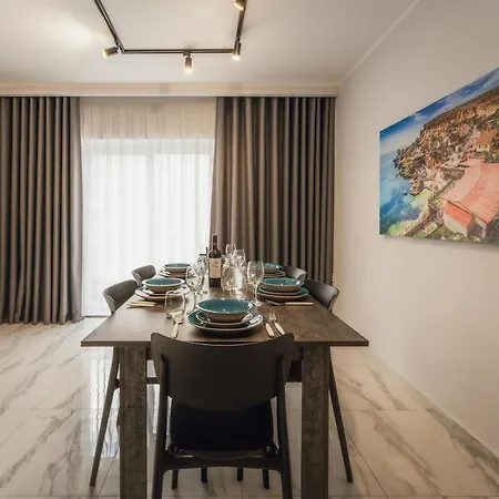 New - Only Unit 4 Modern 2-bedroom With Common Heated Jacuzzi By Sf Homes