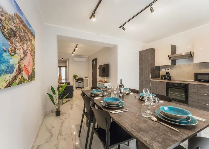 New - Only Unit 4 Modern 2-bedroom With Common Heated Jacuzzi By Sf Homes * Saint Julian's