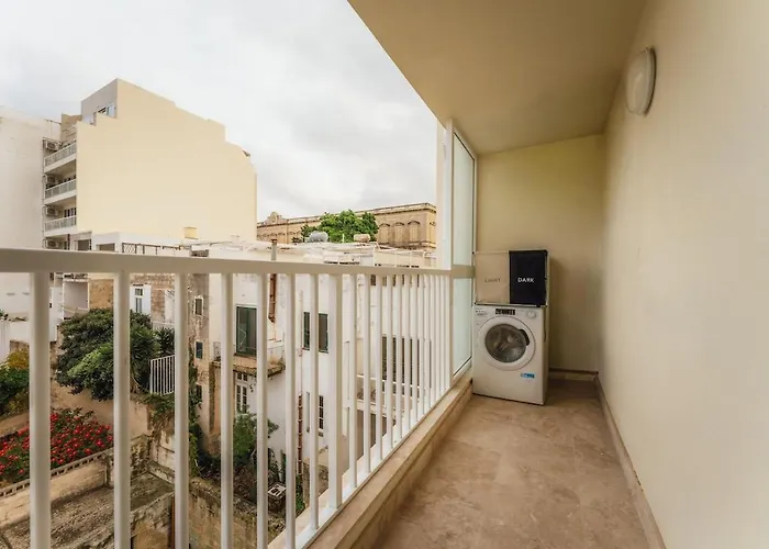 New - Only Unit 4 Modern 2-bedroom With Common Heated Jacuzzi By Sf Homes *